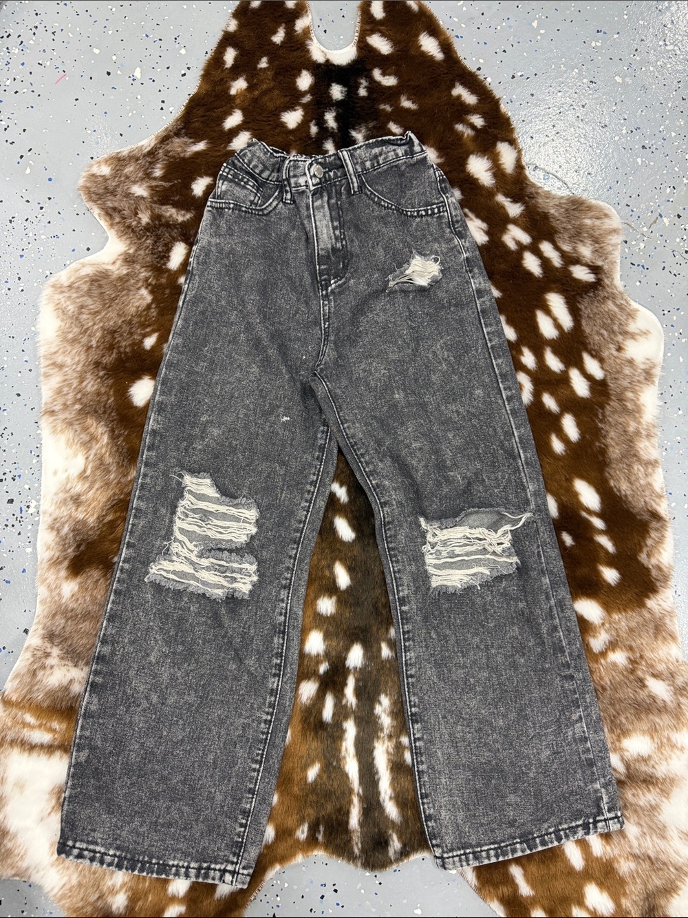 SHEIN Washed Black Distressed Boyfriend Jeans
